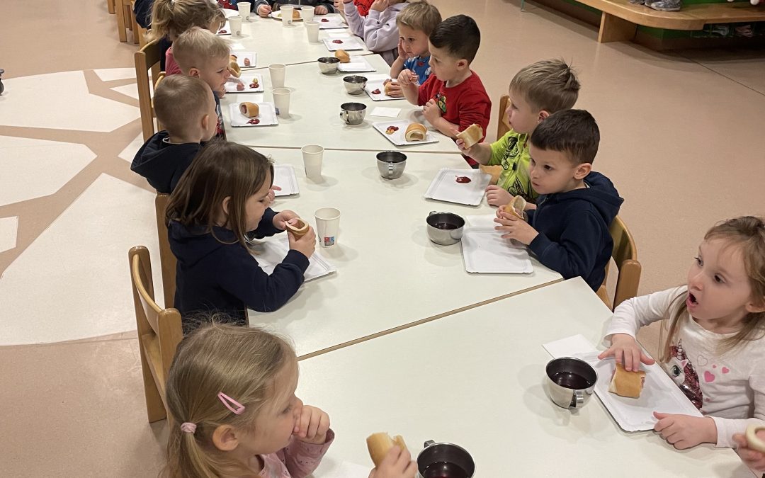 Pravljična noč v vrtcu